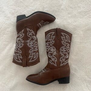 Girls Brown Embroidered Western Boots - Big Girls 4